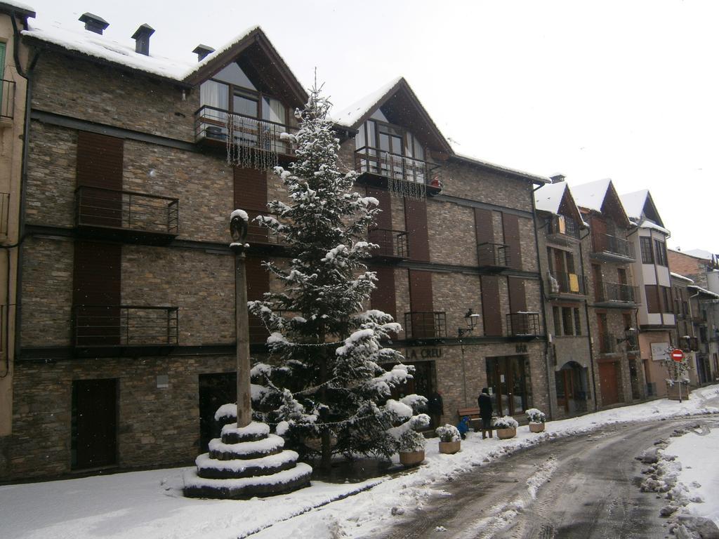 Hotel Pensio La Creu Esterri d'Àneu Esterno foto