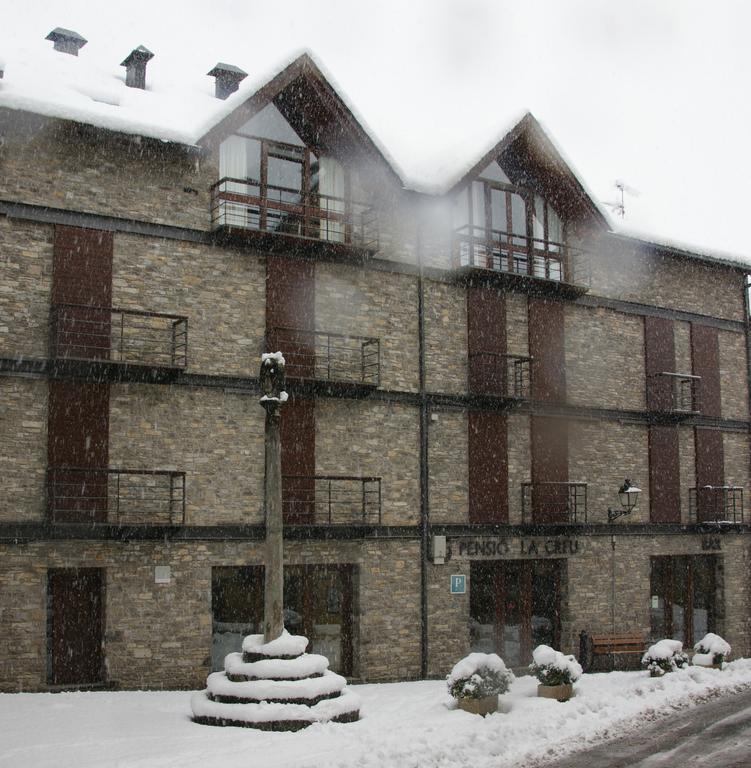 Hotel Pensio La Creu Esterri d'Àneu Esterno foto