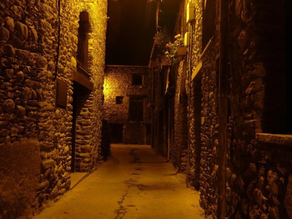 Hotel Pensio La Creu Esterri d'Àneu Esterno foto