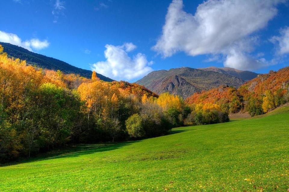 Hotel Pensio La Creu Esterri d'Àneu Esterno foto